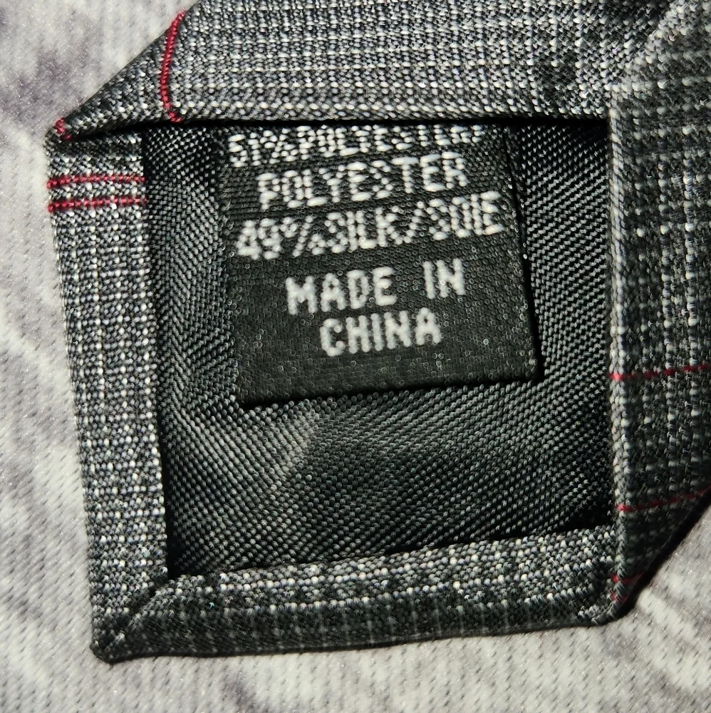 Calvin Klein Gray Polyester Silk Neck Tie‎